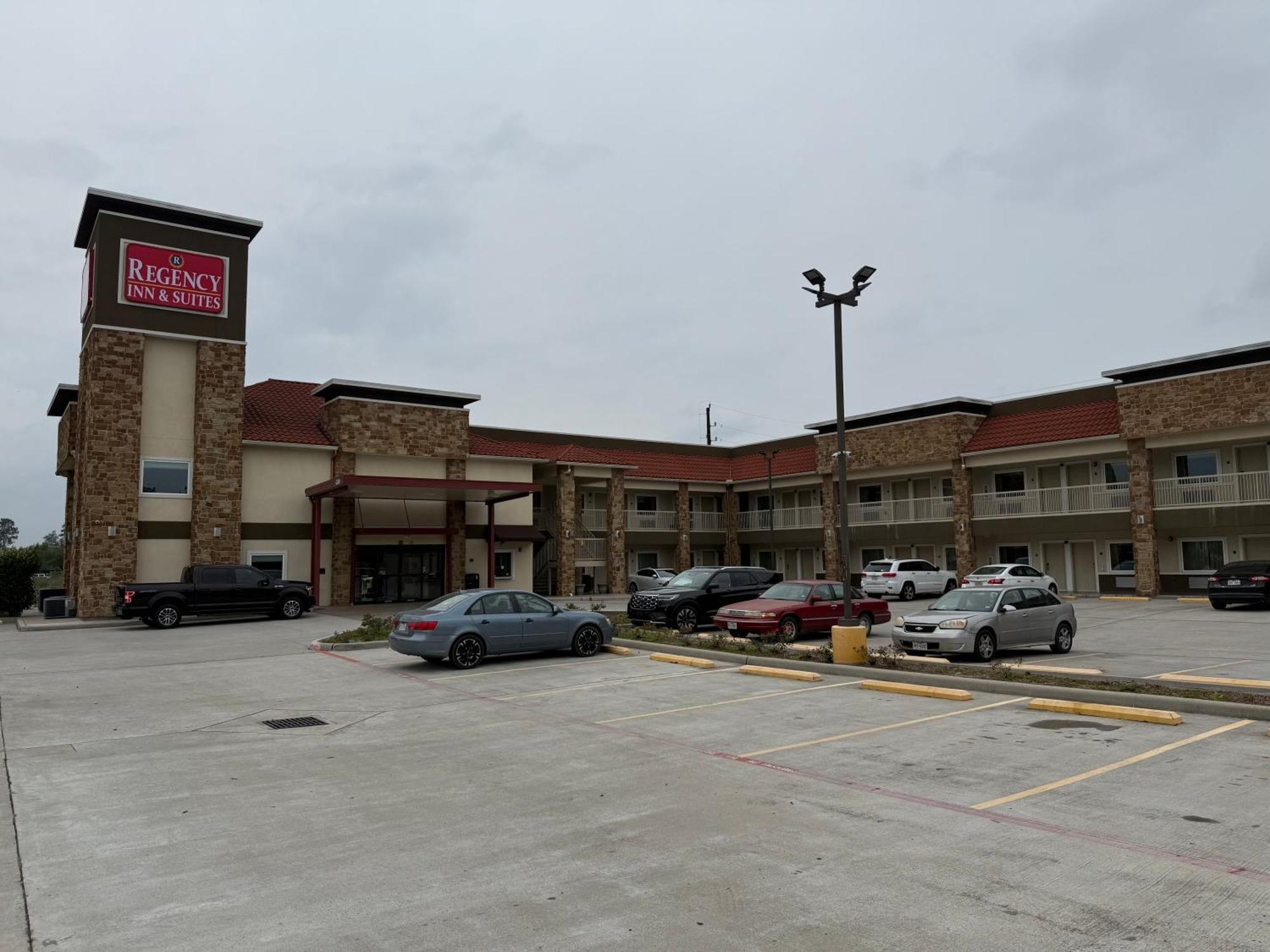 Regency Inn & Suites Humble Fm1960 - Iah Airport Exterior foto